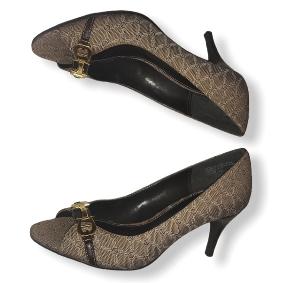 Etienne Aigner Cherise peep toe 3” heels - Picture 3 of 6